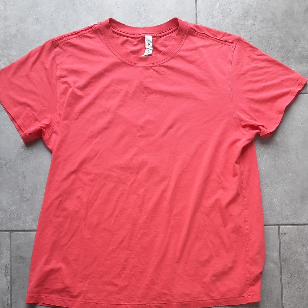 lululemon Coral Short Sleeve women’s Tshirt